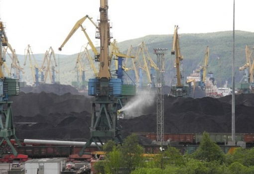 Порт в Мурманске вновь стал источником загрязнения окружающей среды